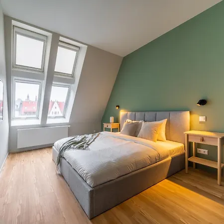 Kungu Street Old Town By Innorental