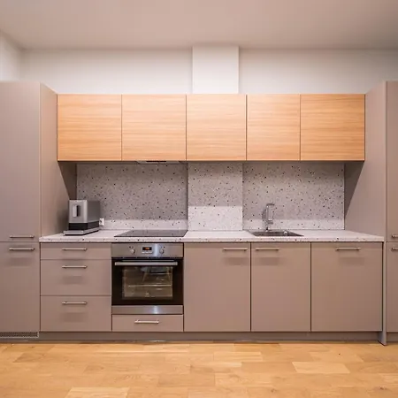 Kungu Street Old Town By Innorental Apartman