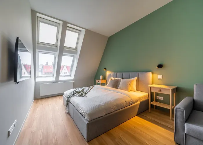 Kungu Street Old Town By Innorental